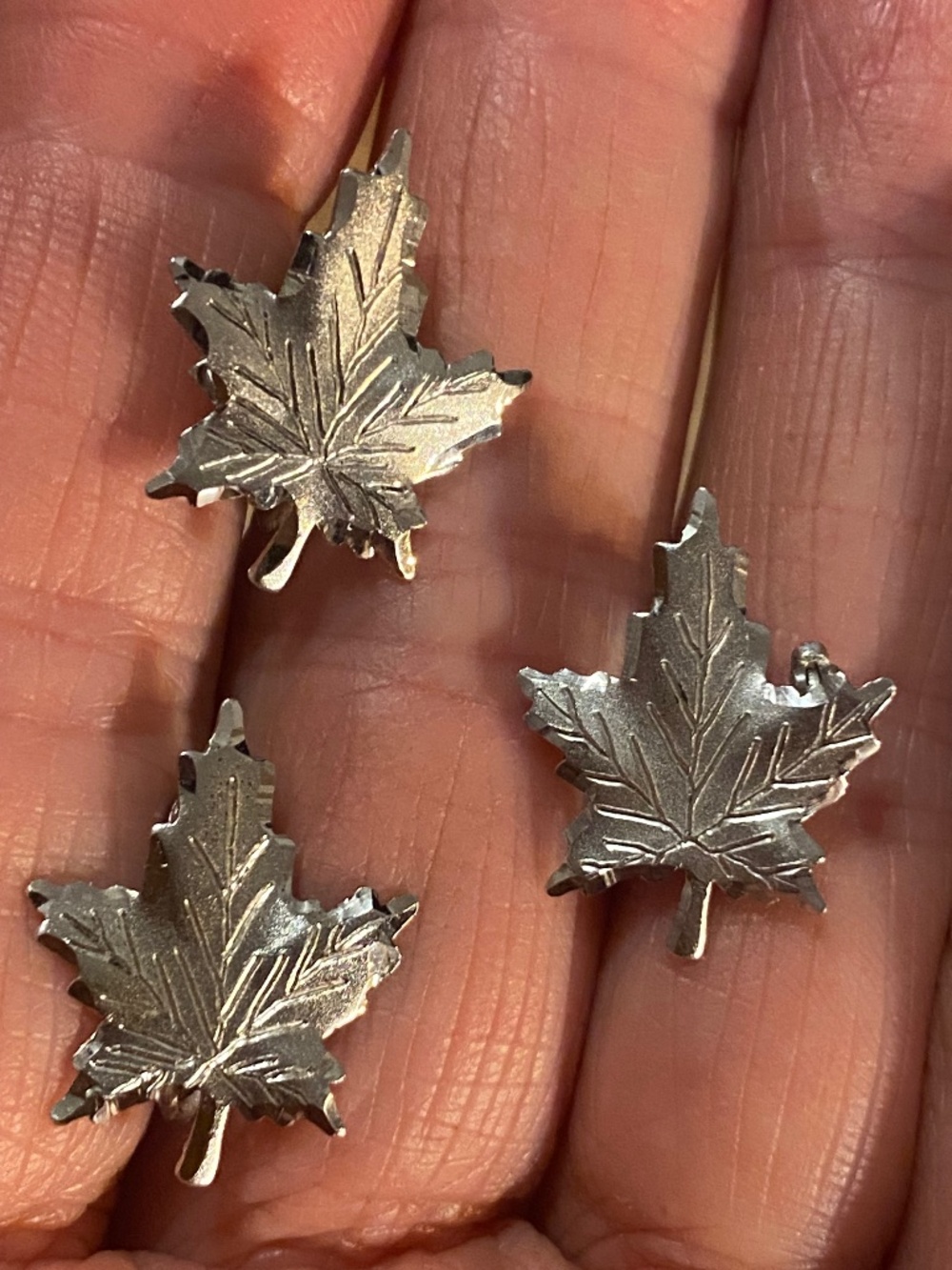 Vintage sterling silver maple leaf screw on earrings & pin set